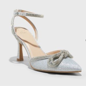 Women's Carmin Bow Pumps - A New Day Silver size 9